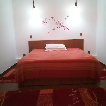 Pensiunea Socrita Гостевой дом Корбу