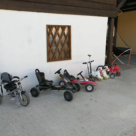 Pensiunea Socrita Корбу