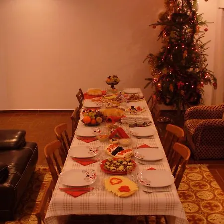 ゲストハウス Pensiunea Socrita コルブ